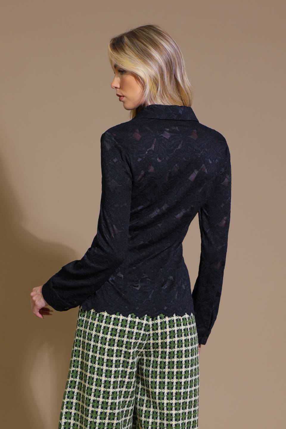 LOVELY PERSPECTIVE LACE TOP Flying Tomato